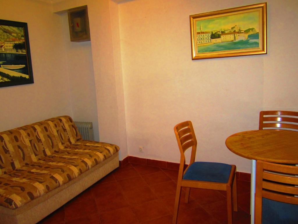 Hotel Villa Katarina Pržno Rum bild
